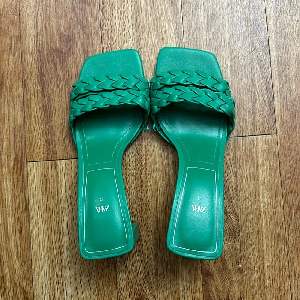 Zara heeled woven sandals - Picture 1 of 5